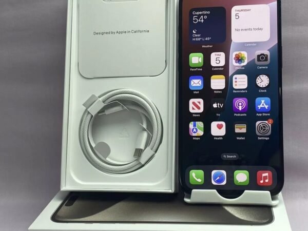 iPhone 15 Pro Max 256g Unlocked any carrier 6W95