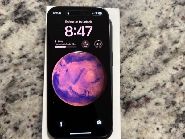 iPhone 15 - 128GB - Unlocked - Very Good Condition 6S32