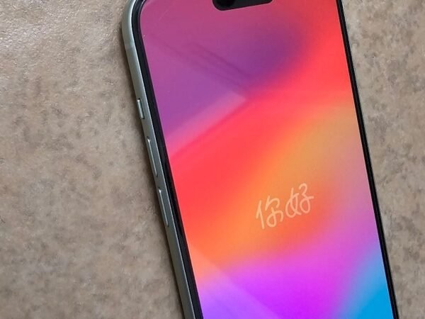 iPhone 15 256GB UNLOCKED 6P88