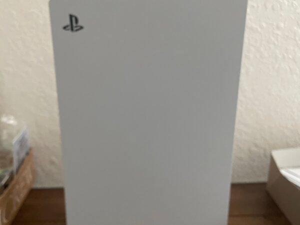 PlayStation 5 Console with Controller & Charging Cables 7O18