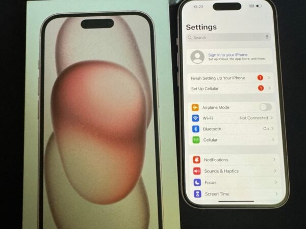 Apple iPhone 15 New Open Box Comes with everything 7L78