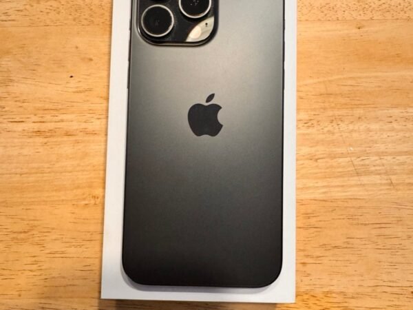iPhone 15 Pro Max 256GB (unlocked) 1R56