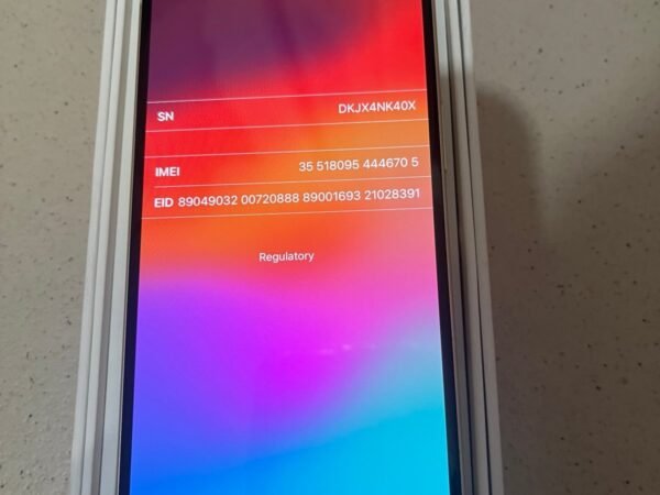 iPhone 15 unlocked 128 gb in yellow 8P99